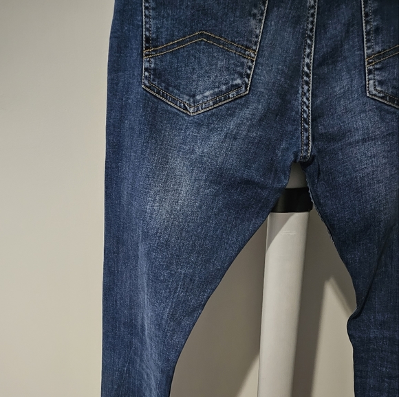 A/X Armani Exchange Distressed Men's Skinny Jeans 30" x 30" - Picture 4 of 8